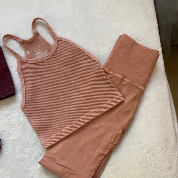 COPY - 🌺free people good karma legging happiness run set - Picture 7 of 10